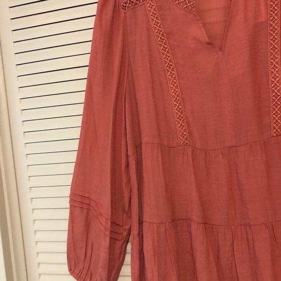 Zac & Rachel NWT Long Sleeve V-neck Top In Size Large. Color is Apricot Brandy. - Picture 9 of 13